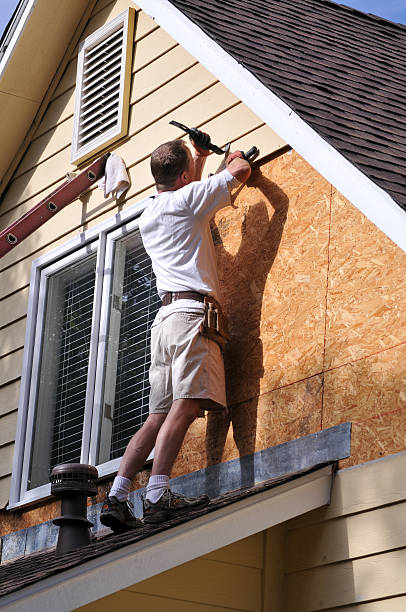 Best Demolition Debris Removal  in Mary Esther, FL